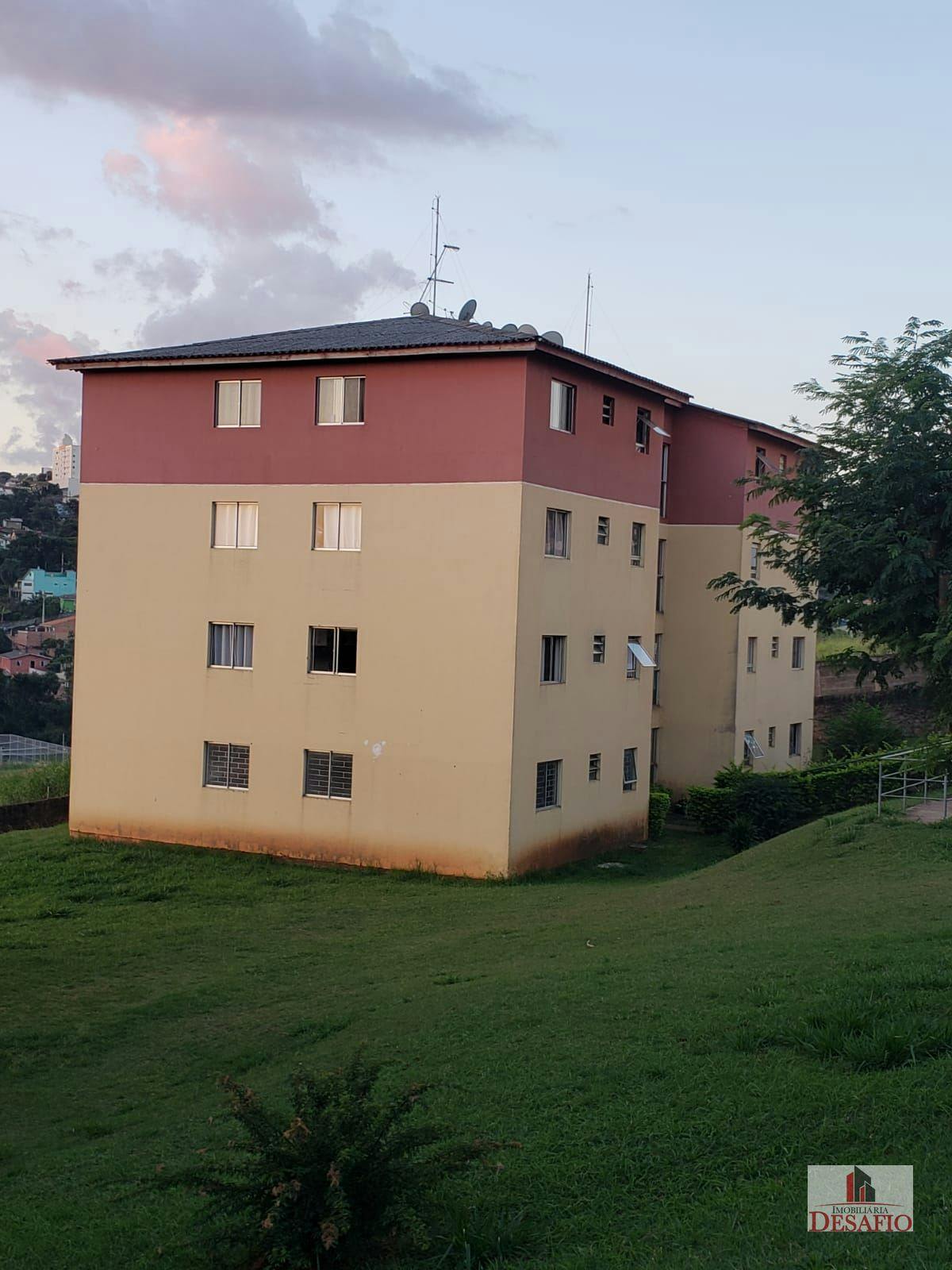 Apartamento à venda em Vila Estrela - Res. São José